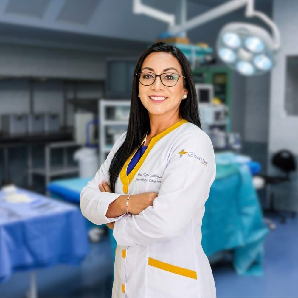 Dr. Robert Álvarez, especialista en Ginecología, Obstetricia y Medicina Reproductiva de Clínica NovaSalud Latacunga.